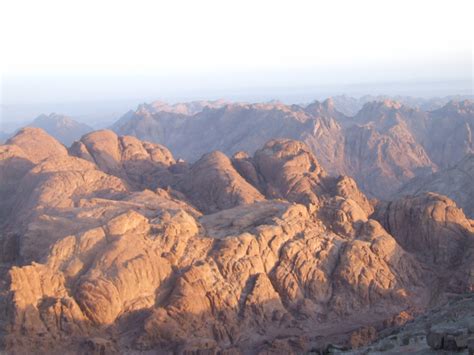 Climbing Mount Sinai. The ultimate overnight trek. | MY TRAVEL JAM