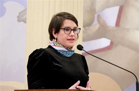 Mundo cultural y académico se reúne en el lanzamiento del libro Rostro