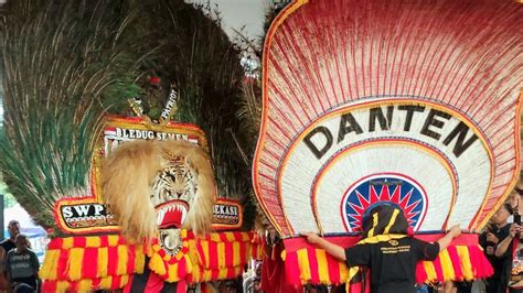 Keren Banget Aksi Duel Super Ngeri Pembarong Maestro Reog Ponorogo