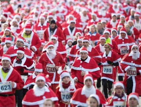 Babbi Natale A Rende Grande Festa Per Tutti Bimbi Adulti