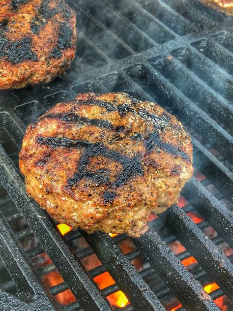 Burger 101 How To Grill The Perfect Burger Caribeque Seasoning