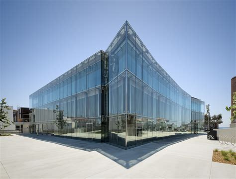 Gallery of Manhattan Beach Public Library / HED + Johnson Favaro - 1