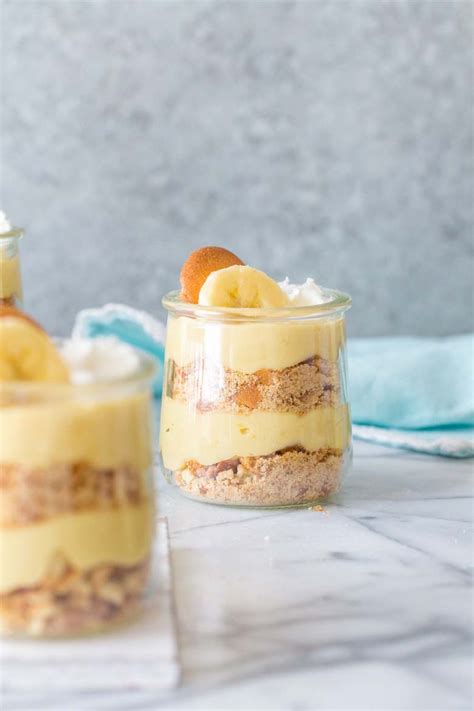 Classic Banana Pudding Parfaits Strawberry Blondie Kitchen