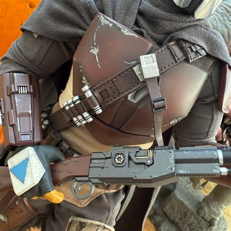 Star Wars The Mandalorian Hot Toys Take A Ride On The Blurrg Side