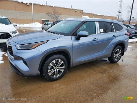 Moon Dust Toyota Highlander Xle Awd Exterior Photo