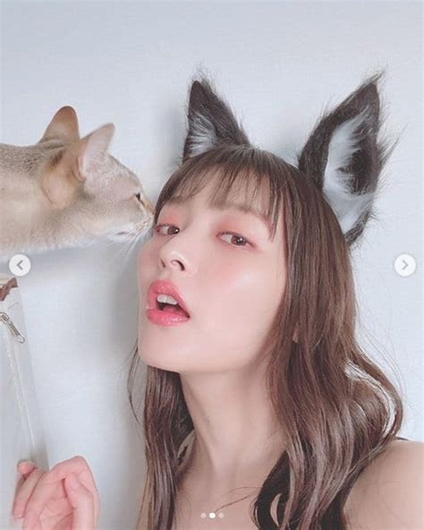 上坂すみれ、“肩出し＆猫耳”の刺激的ショットでファンを魅了「スタイリッシュでセクシー」 概要 アニメ 最新ニュース ふたまん＋