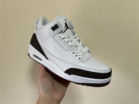 Air Jordan 3 Retro 'Mocha' 2018 - SneakerCool.com