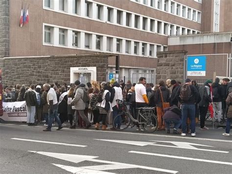 Réforme des retraites un blocus engagé au lycée Blaise Pascal à