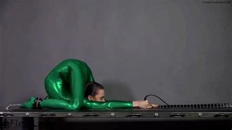 Watch Contortionist Female Contortionist Solo Porn Spankbang