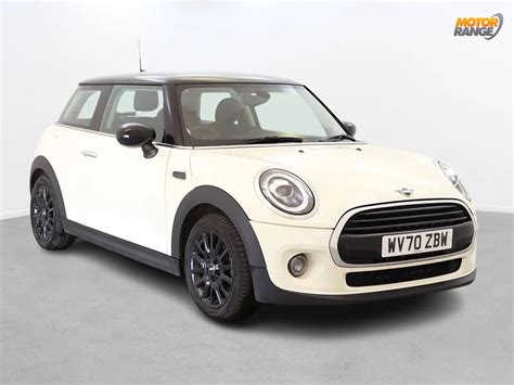 MINI HATCHBACK 1 5 Cooper Classic II 3dr Comfort Nav Pack WV70ZBW