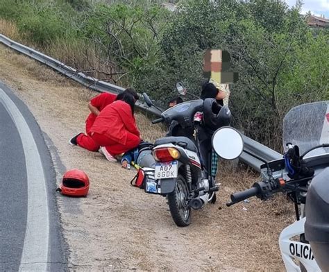 Se Les Pinch Una Rueda De La Moto Y Se Accidentaron Los Cortes De Furt