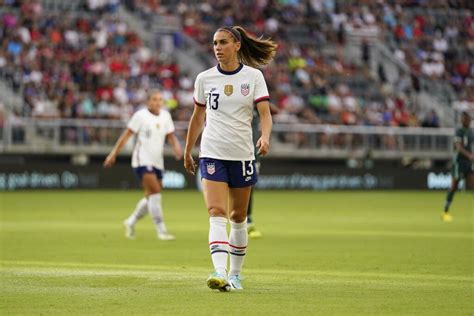 Alex Morgan Highlights Uswnts January Camp Roster Los Angeles Times