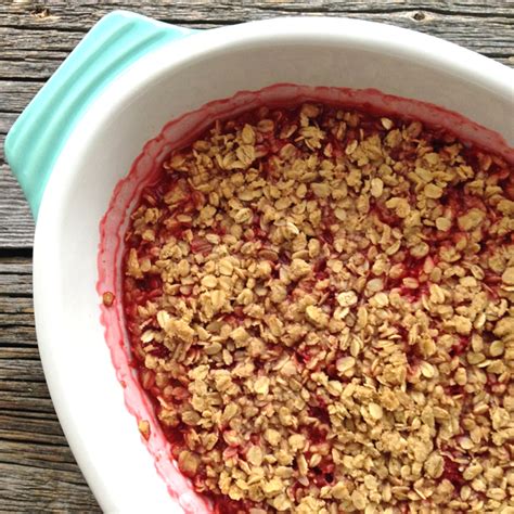 Strawberry Rhubarb Crisp Savvymom