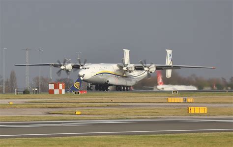 UR 09307 AN 22 NOSE WHEEL LIFTED UR 09307 Antonov AN 22A O Flickr