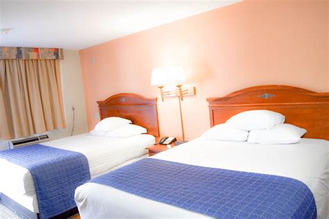 Knights Inn North Attleboro Hotel Bed Breakfast Hotel Hotel Bed Hotel Amenities