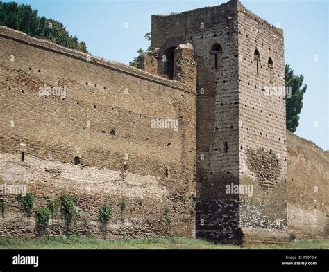 Emperador Romano Aureliano Hi Res Stock Photography And Images Alamy