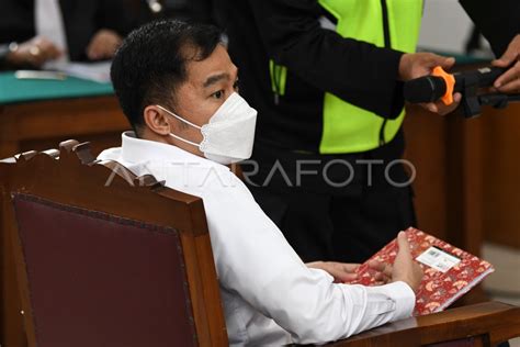 Sidang Perdana Arif Rachman Arifin Antara Foto