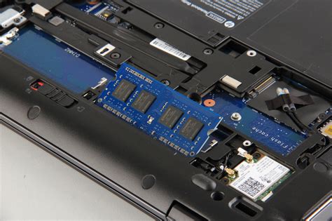 HP EliteBook 820 G1 Disassembly And SSD RAM Upgrade Options