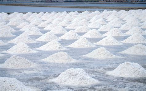 Mar Sal Granja Pila De Salmuera Sal Crudo Material De Sal Industrial