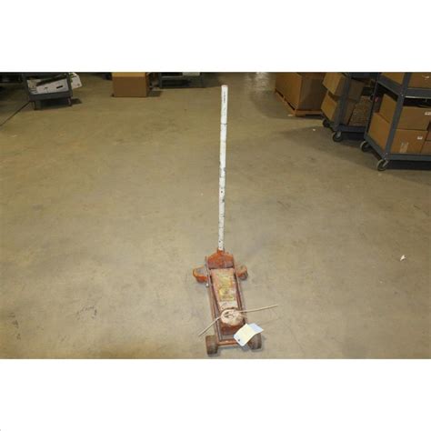 Central Hydraulics Ton Hydraulic Floor Jack Property Room