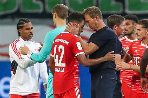 Musiala Winkt Xxl Vertrag Nagelsmann Erfüllt Wunsch Der Bayern Bosse