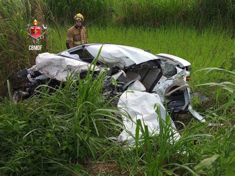 Homem Morre Em Acidente Entre Carro E Caminhão Na Df 180 Distrito