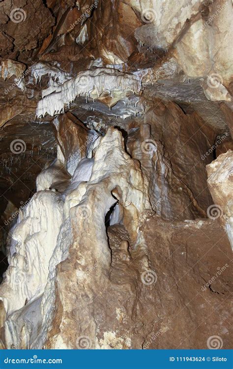 stalactite formation  karst cave stock photo image  famous