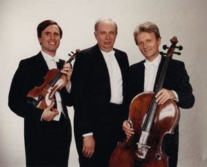 Trio Guarneri De Prague Resmusicaresmusica