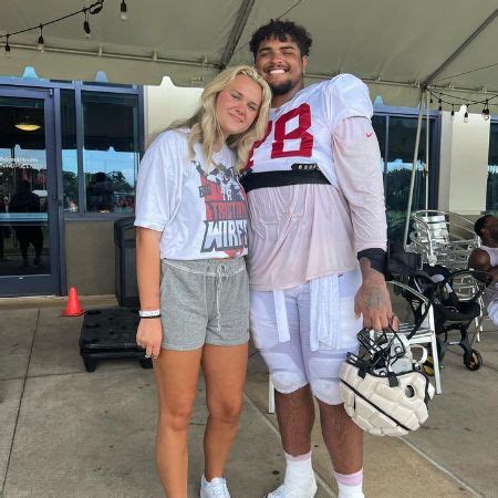 Tristan Wirfs Bio Net Worth Girlfriend Contract And Father