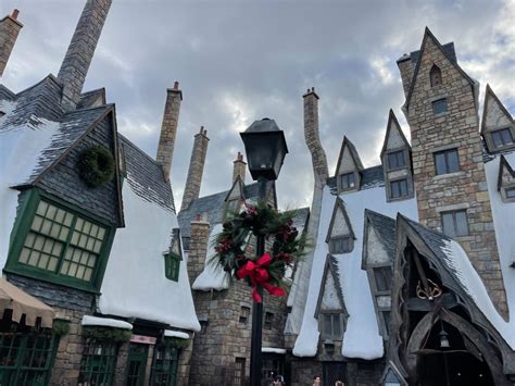 PHOTOS Holiday Décor Begins to Arrive in The Wizarding World of Harry