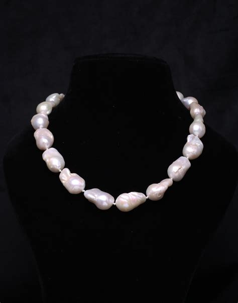 Freshwater White Baroque Pearl Necklace Mangatrai Gems And Jewels Pvt Ltd