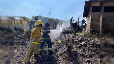 Incendió arrasa con 3 humildes viviendas en Morelia La Balanza