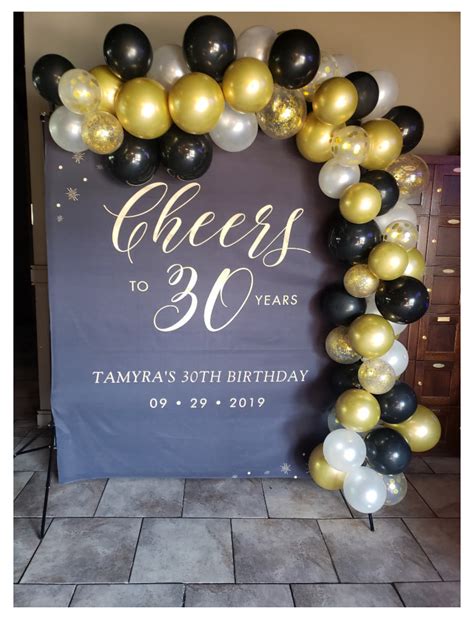 Cheers to 30 years | Gold & Black Birthday Party Tapestry #outdoor # ...