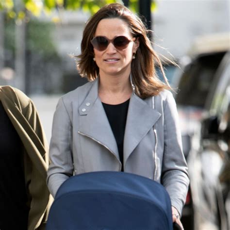 Pippa Middleton Recurre A Los Clásicos Como La Parka Los Pitillo Y Los