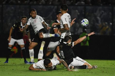 Vasco 2 X 4 Corinthians Brasileirão Estádio De São Januário 2811