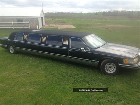 1993 Lincoln Town Car Base Limousine 4 Door 4 6l