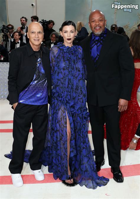 Liberty Ross Shows Off Her Tits At The Costume Institute Benefit Gala In NYC Photos