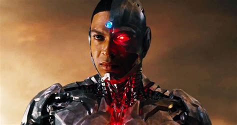 Zack Snyder S Justice League Artist Reveals Early Cyborg Concept