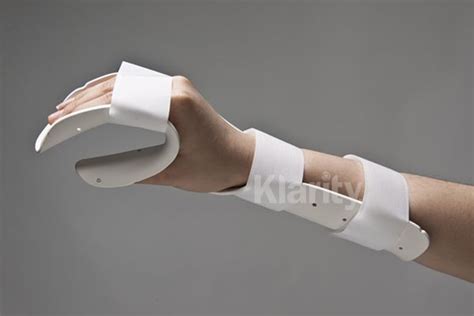 Klarity Preformed Thermoplastic Functional Position Hand Splint