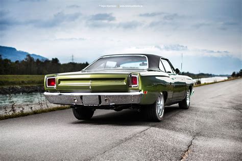 Green Road Runner By Americanmuscle On Deviantart Plymouth Roadrunner Plymouth Cars Mopar