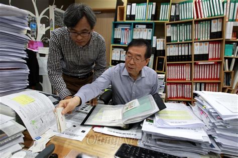 오연호 오마이뉴스 대표기자는 오마이북 오마이포토