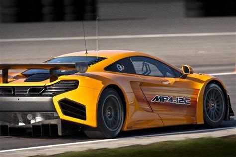 Mclaren Mp C Gt No Pod A Faltar Una Versi N De Carreras