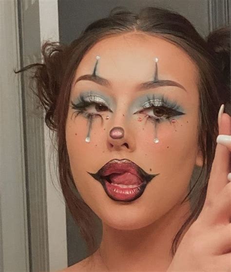 35 Horrifying Halloween Makeup Ideas For Women Maquillage Halloween