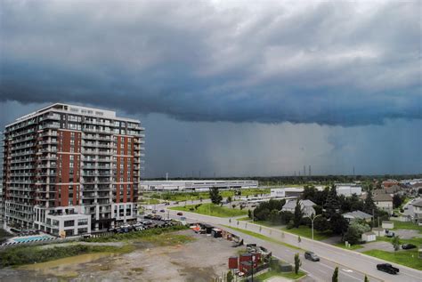 Right now in Laval, Canada : r/meteorology