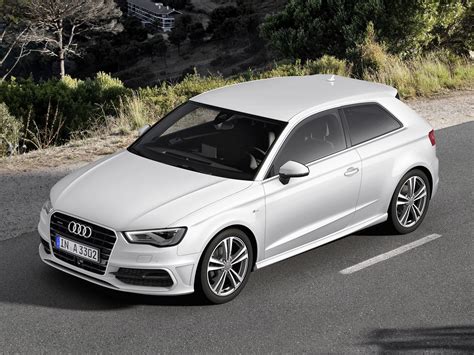 AUDI A3 Hatchback (3 doors) Specs, Performance & Photos - 2012, 2013 ...