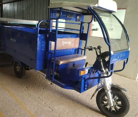 Jangid E Rickshaw Loader Vehicle Capacity Kg At Rs In Jaipur