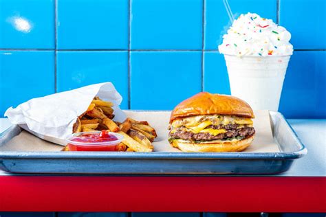 This Restaurant Serves The Best Classic Burger In Michigan IHeart