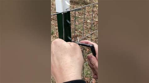 How To Install The Free Tractor Supply Trash T Post Clips Youtube