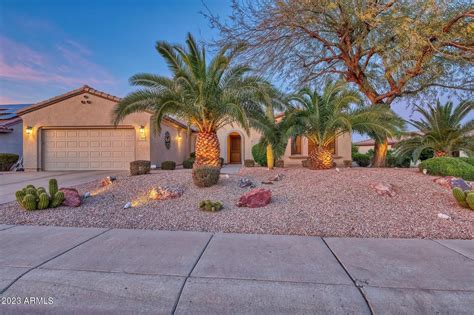 Beautifully Upgraded Sun City Grand Home With Meticulous Maintenance