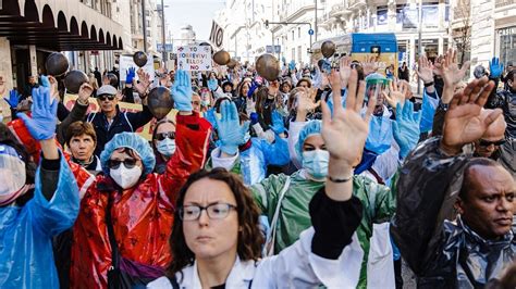 Los sindicatos sanitarios convocan huelga en Madrid dos días antes de